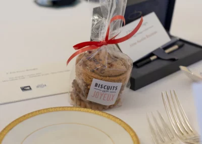 Un renfort dont nous reparlerons. Que l’on dise seulement, ici, que les Biscuits Joyeux, enseigne fondée par un certain Robert Joyeux en 1934, fêtent avec nous leurs 90 ans.
