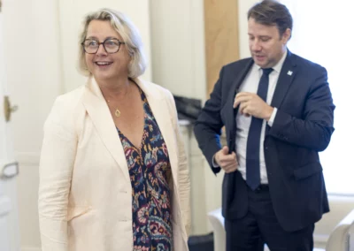 Isabelle Assih, maire de Quimper, invitée d’honneur du 2e Prix Presse Bretagne. Elle rejoint le président Loïg-Chesnais Girard sur la nécessité de défendre, encore et toujours, une presse écrite de qualité en Bretagne.