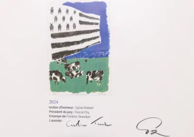 Caroline Tourbe, de l’hebdomadaire « Le Point », élue par sept voix contre cinq. Verdict confirmé et signé par le président du jury !