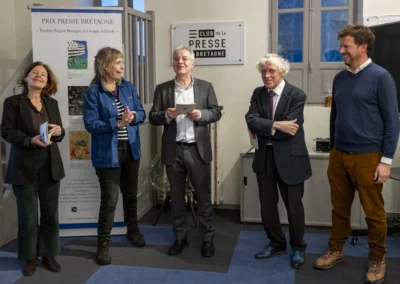 Rendez-vous au Club de la presse de Bretagne ouvert en 1974, ce qui fait de lui le plus ancien des clubs de la presse créés en France. Pour une invitation joyeuse autour de Sylvie Robert, Anne-Lise Carlo, Christophe Penot, Pascal Ory et Matthieu Gailly.